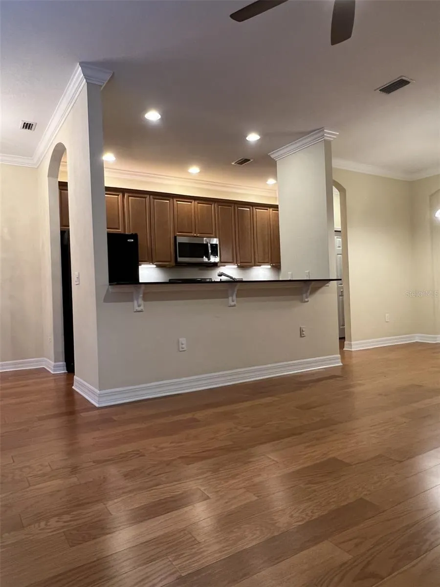 2911 HANSEN MANOR LN