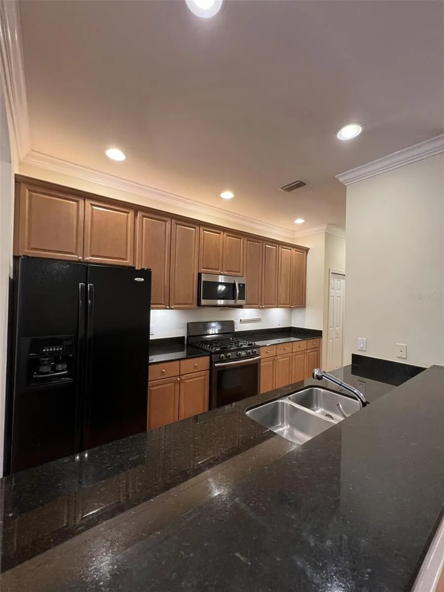 2911 HANSEN MANOR LN