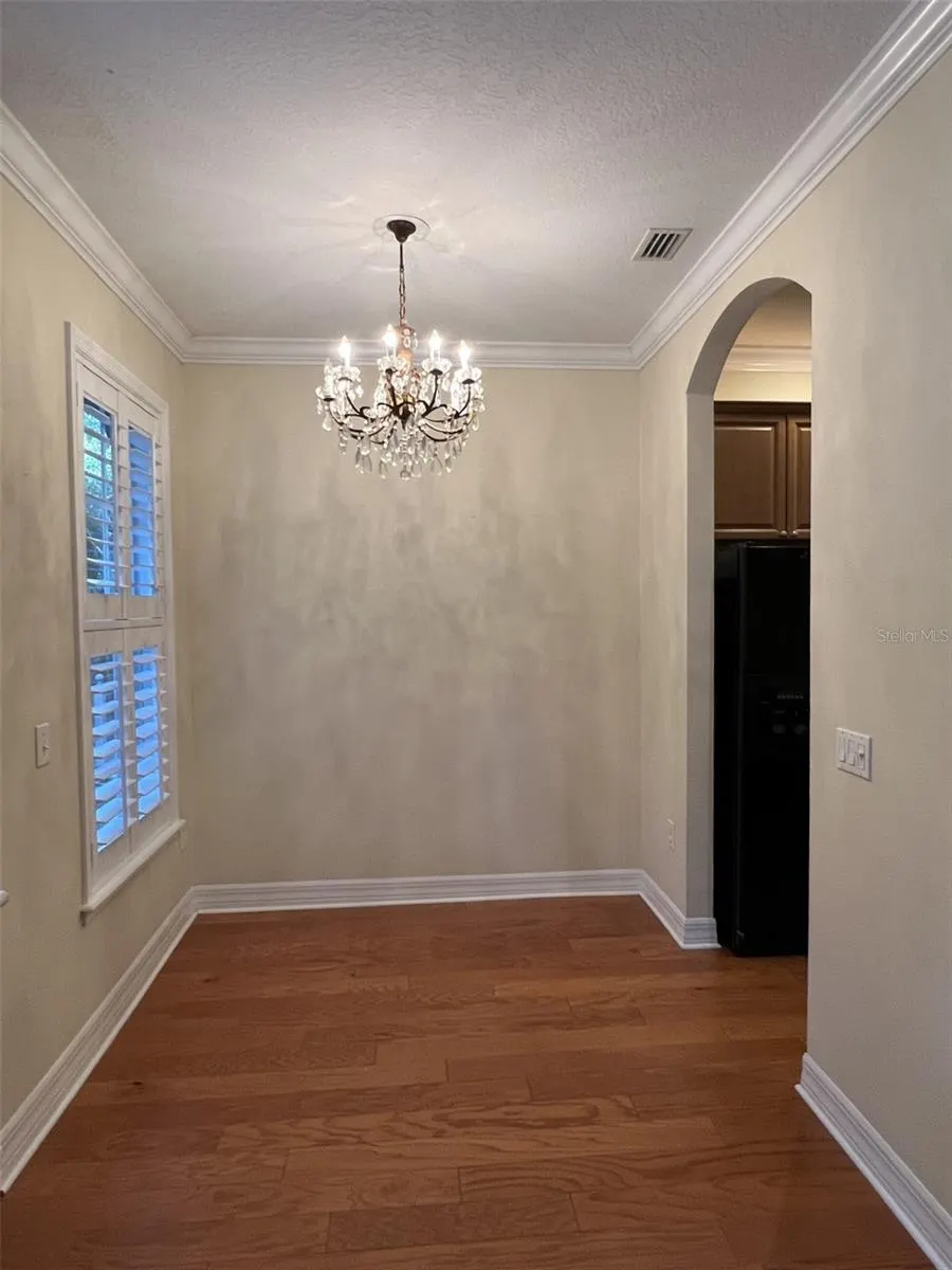 2911 HANSEN MANOR LN