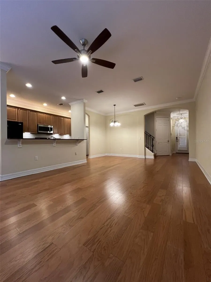 2911 HANSEN MANOR LN