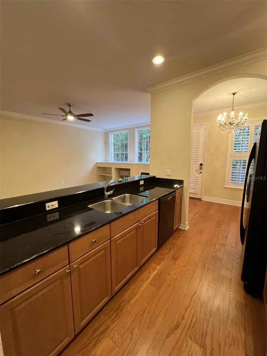 2911 HANSEN MANOR LN