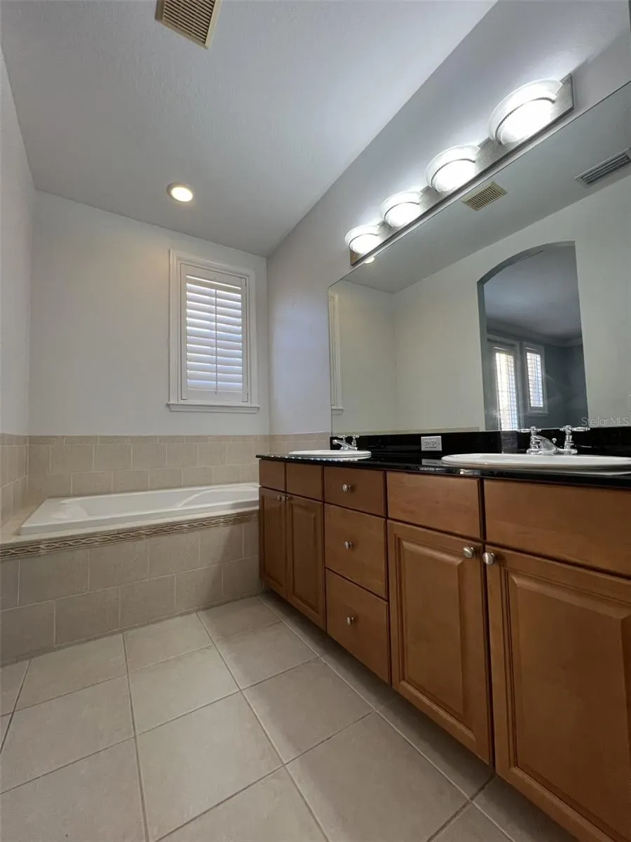2911 HANSEN MANOR LN