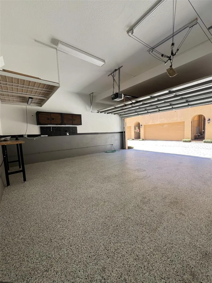 2911 HANSEN MANOR LN
