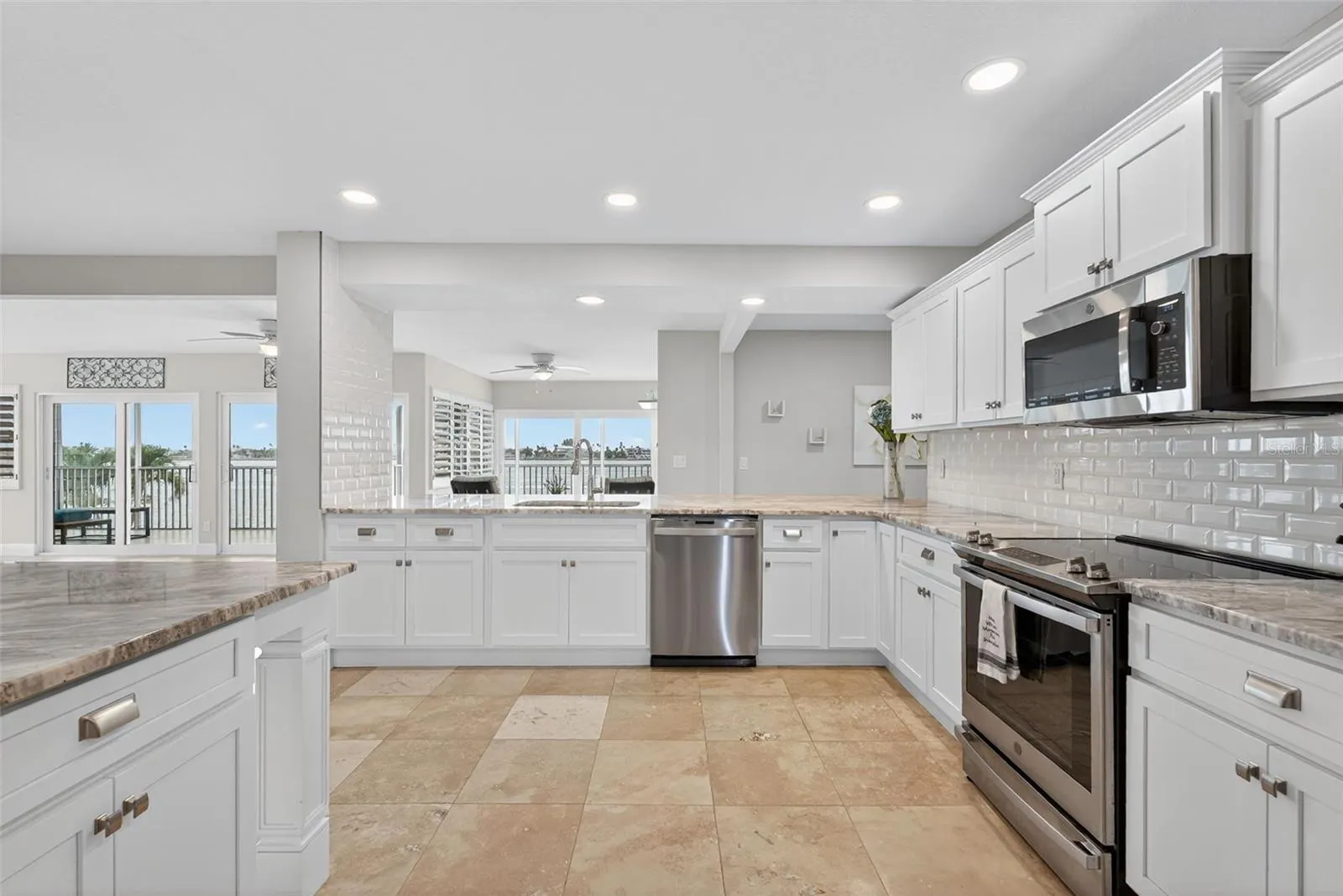 800 MADONNA BLVD #1, #1