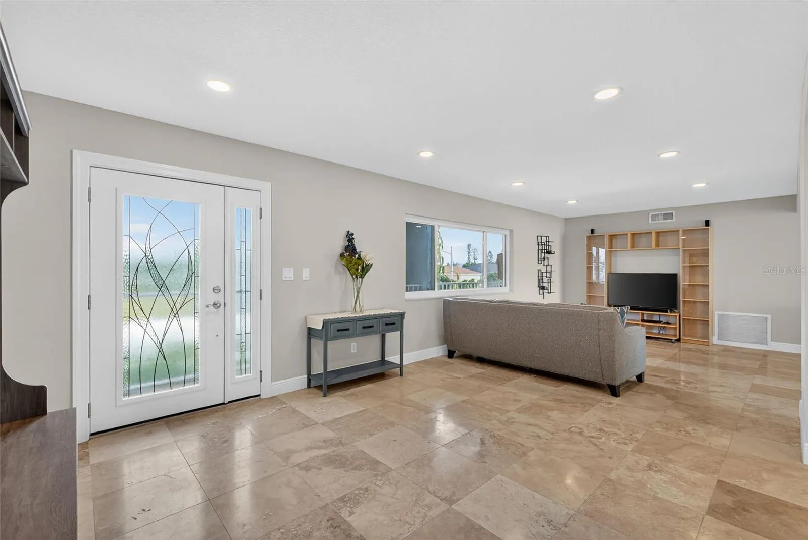 800 MADONNA BLVD #1, #1