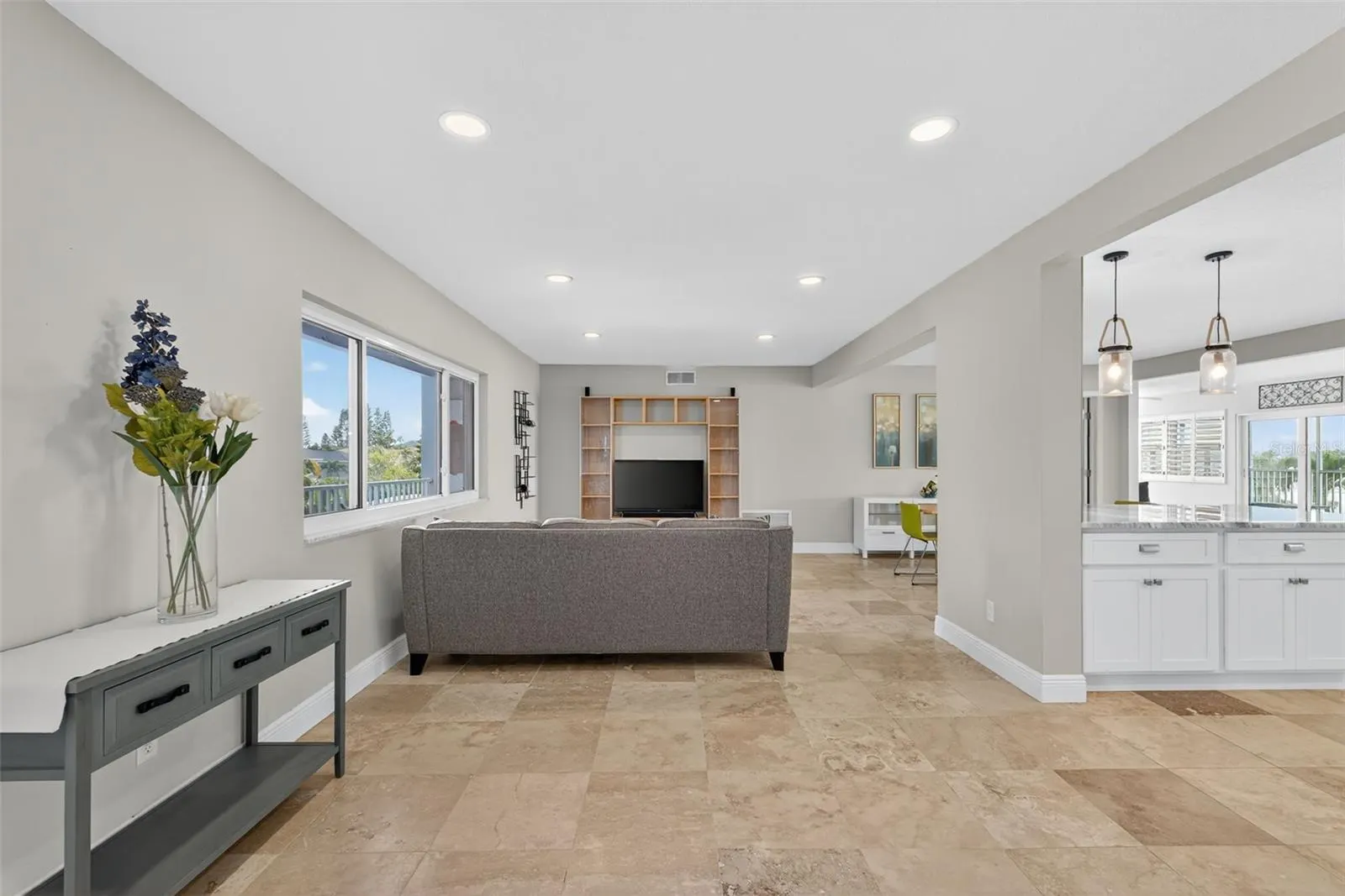 800 MADONNA BLVD #1, #1