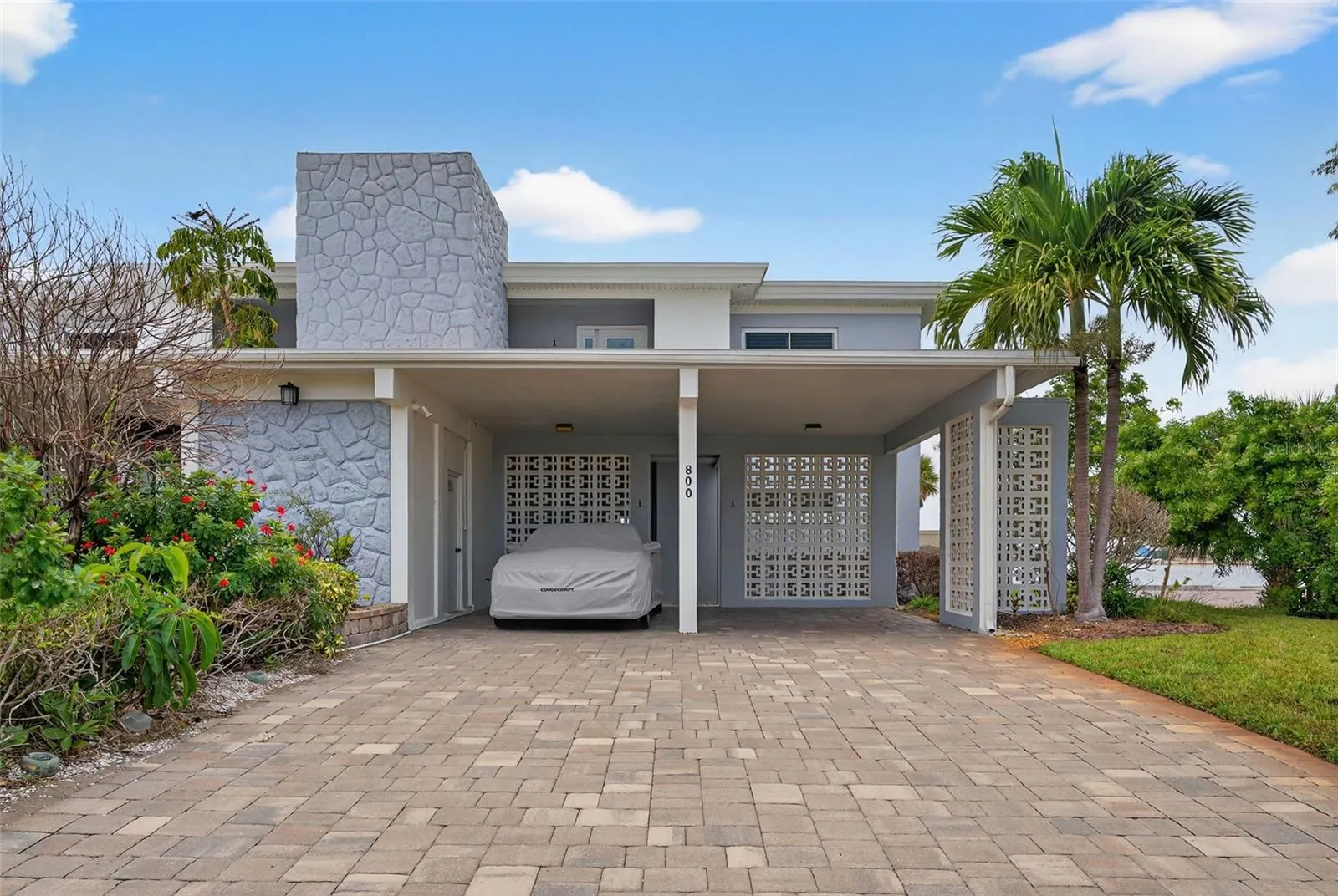 800 MADONNA BLVD #1, #1