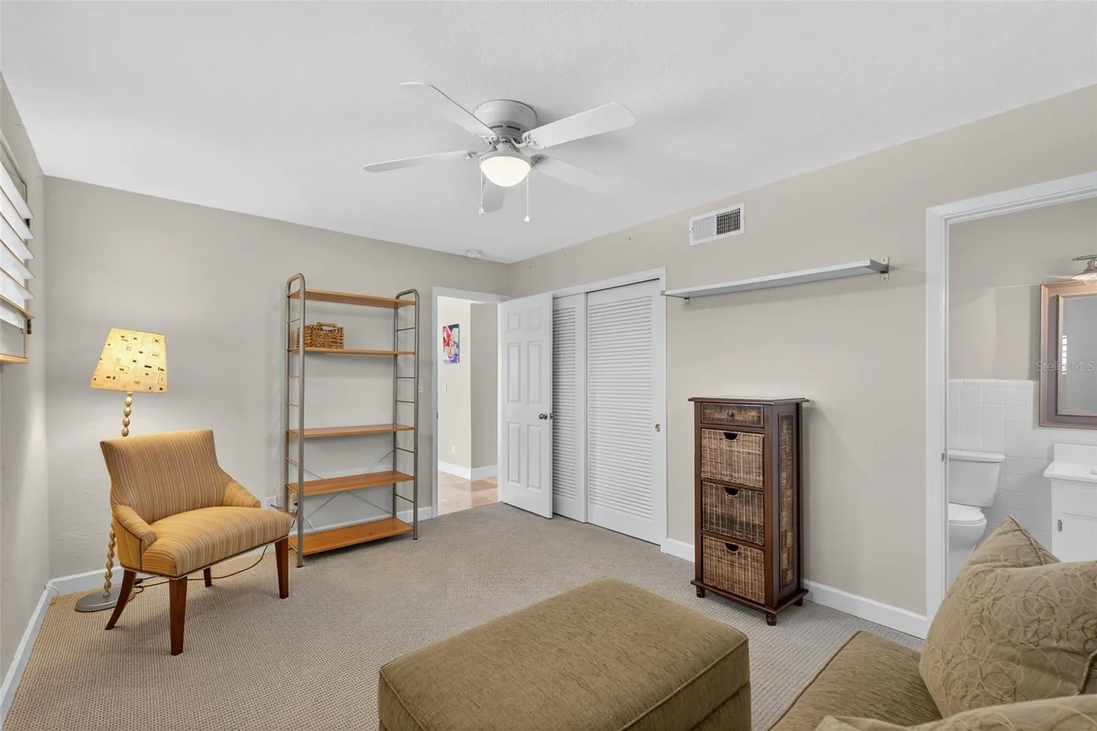 800 MADONNA BLVD #1, #1