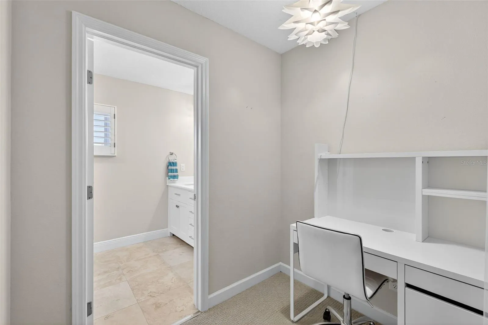 800 MADONNA BLVD #1, #1
