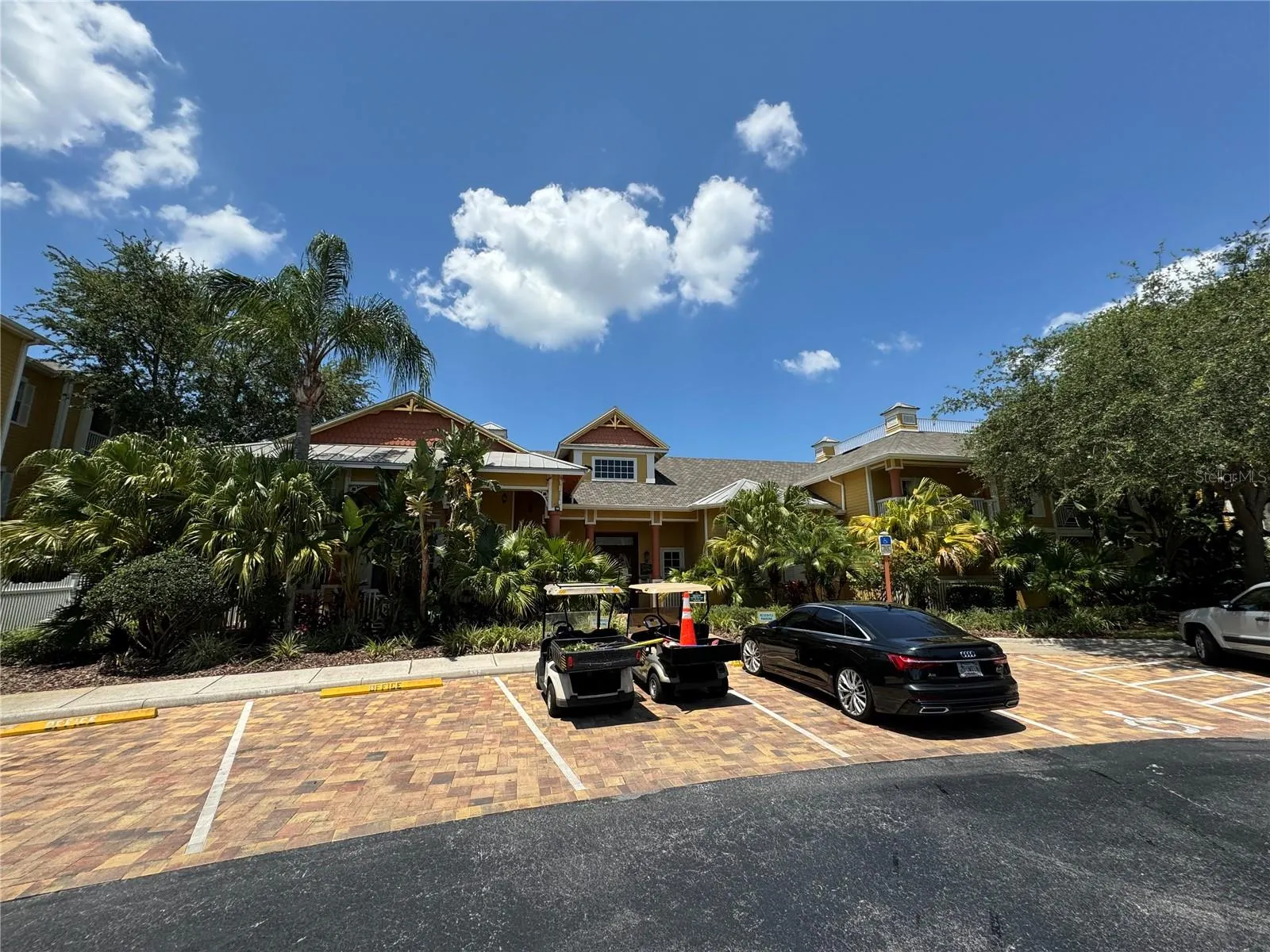 4207 S DALE MABRY HWY #10107, #10107