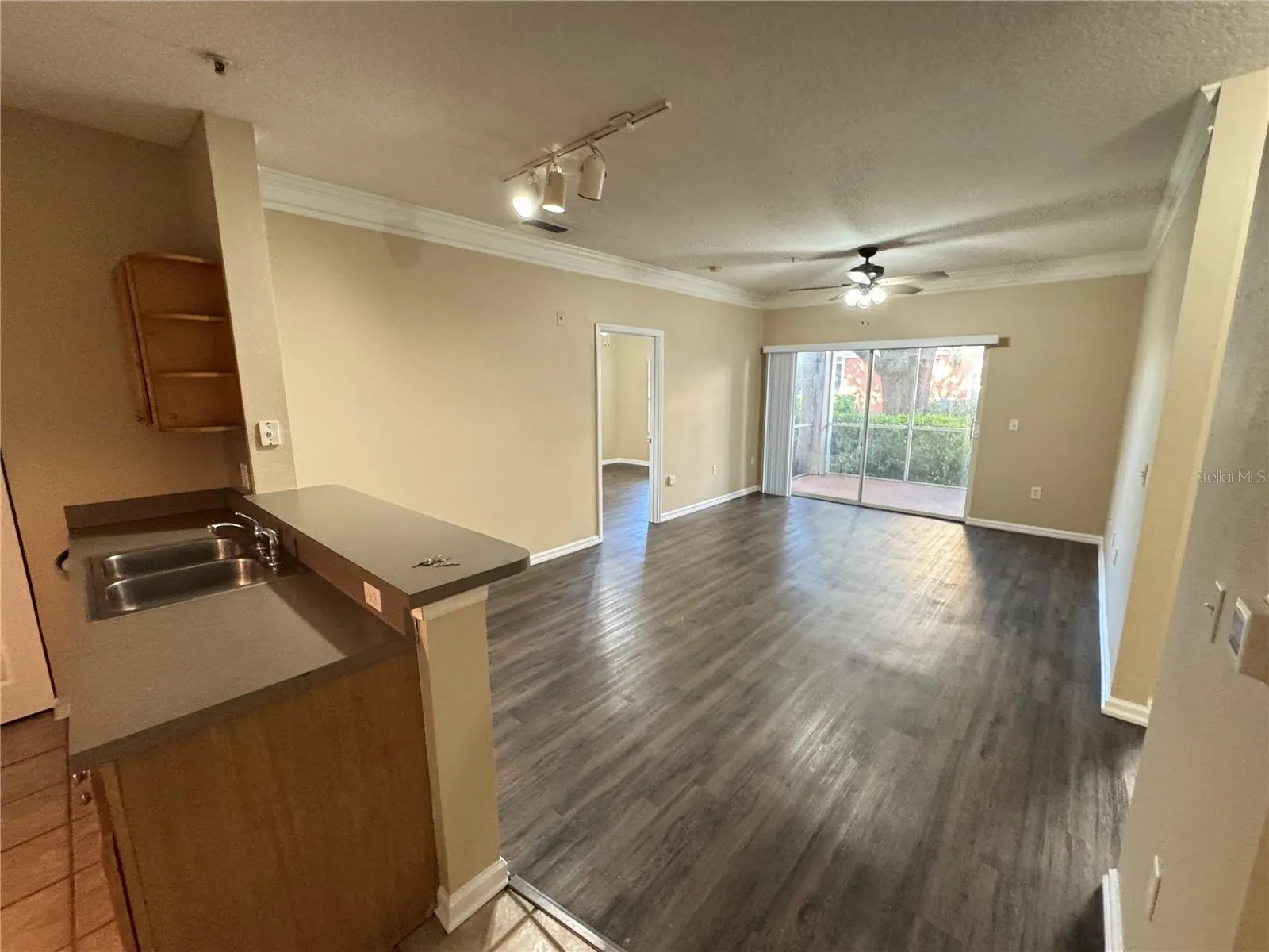4207 S DALE MABRY HWY #10107, #10107