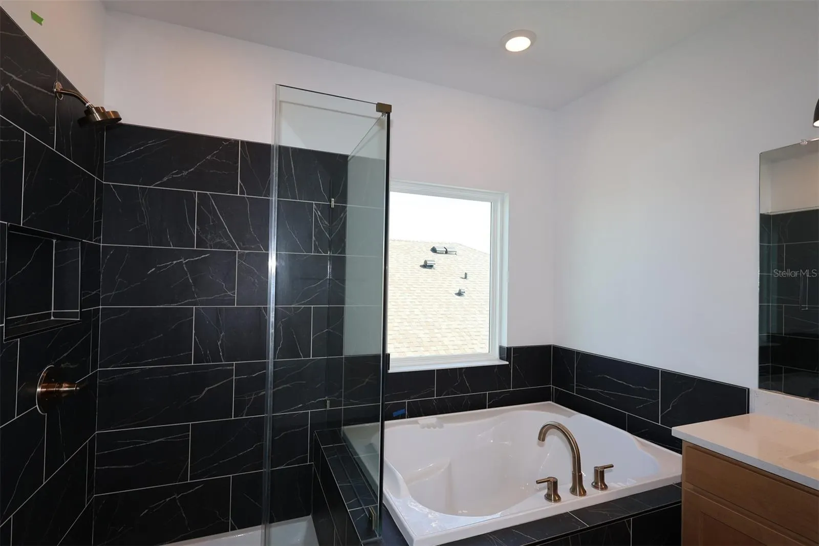 8515 WAPPINGER PL