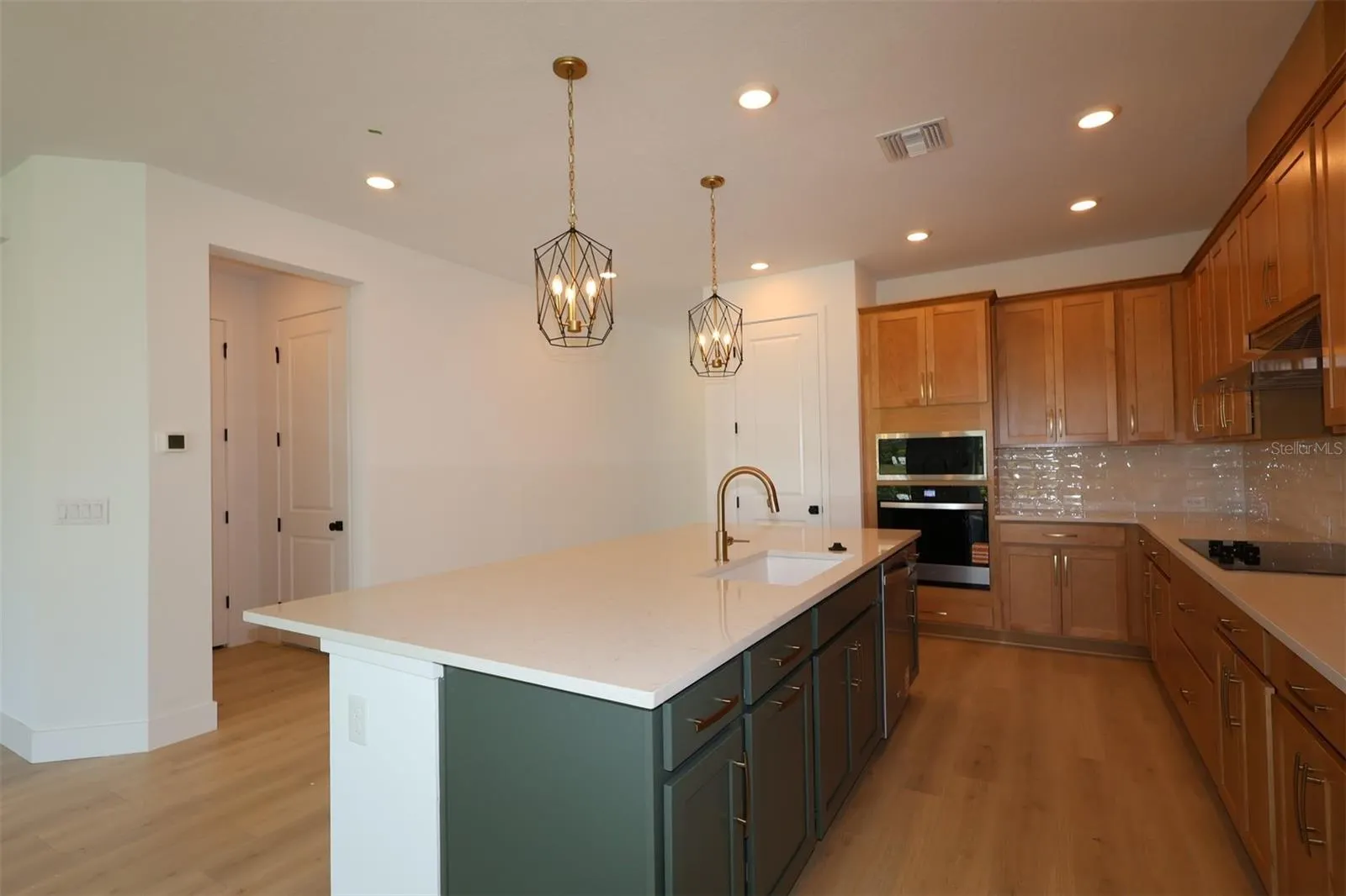 8515 WAPPINGER PL