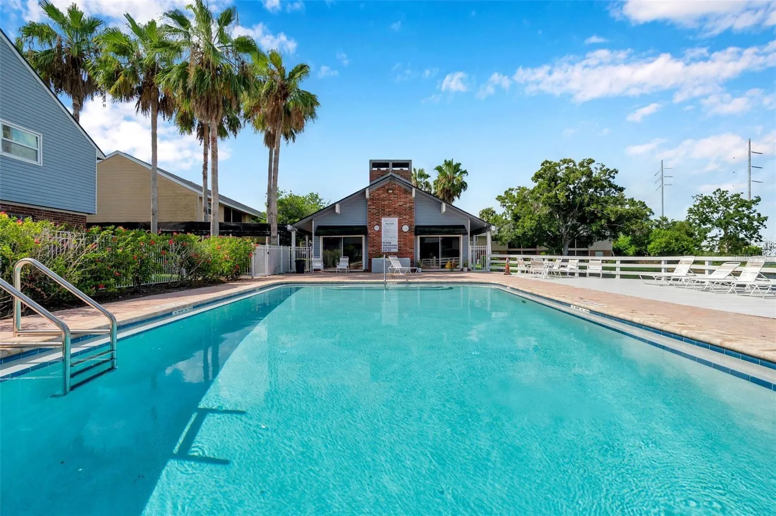 200 COUNTRY CLUB DR #1104, #1104