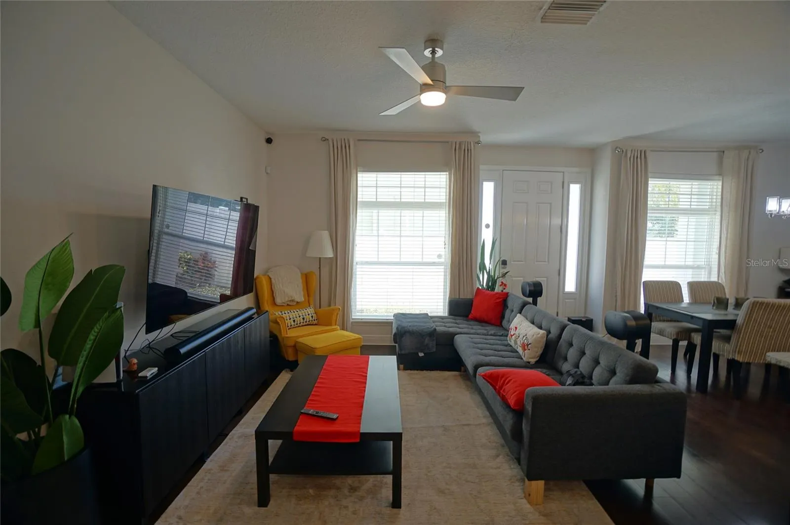 115 N ARRAWANA AVE #8, #8