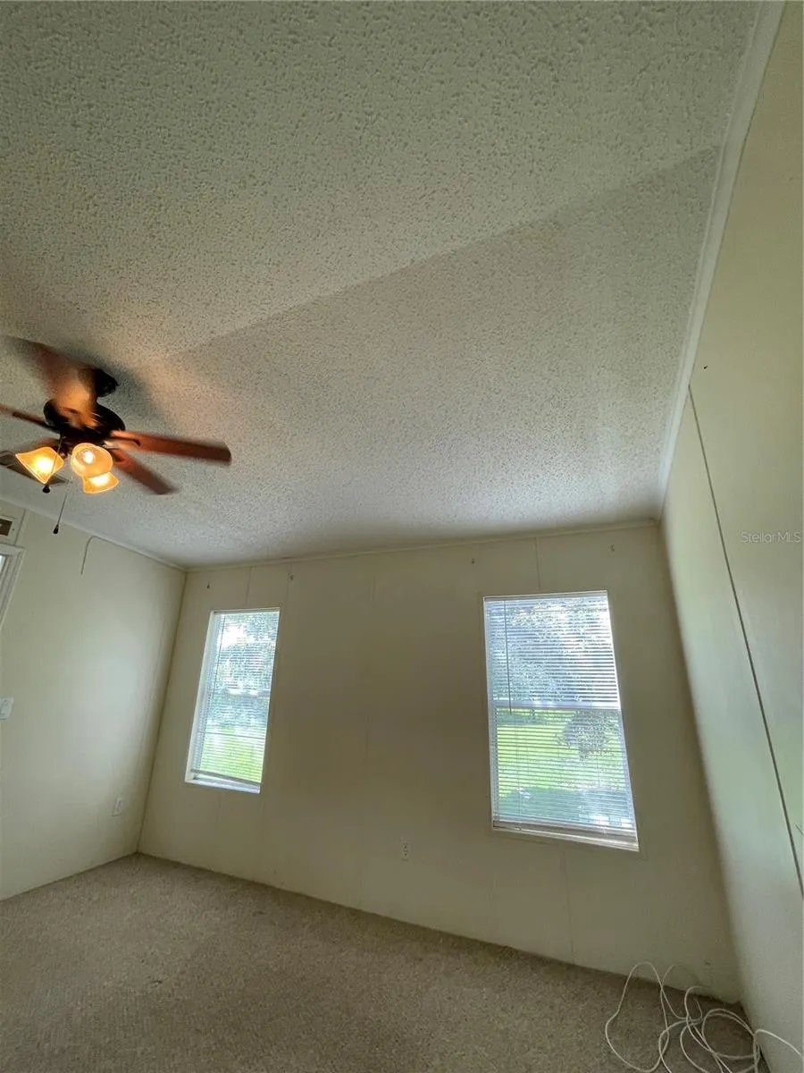 8719 LITHIA PINECREST RD