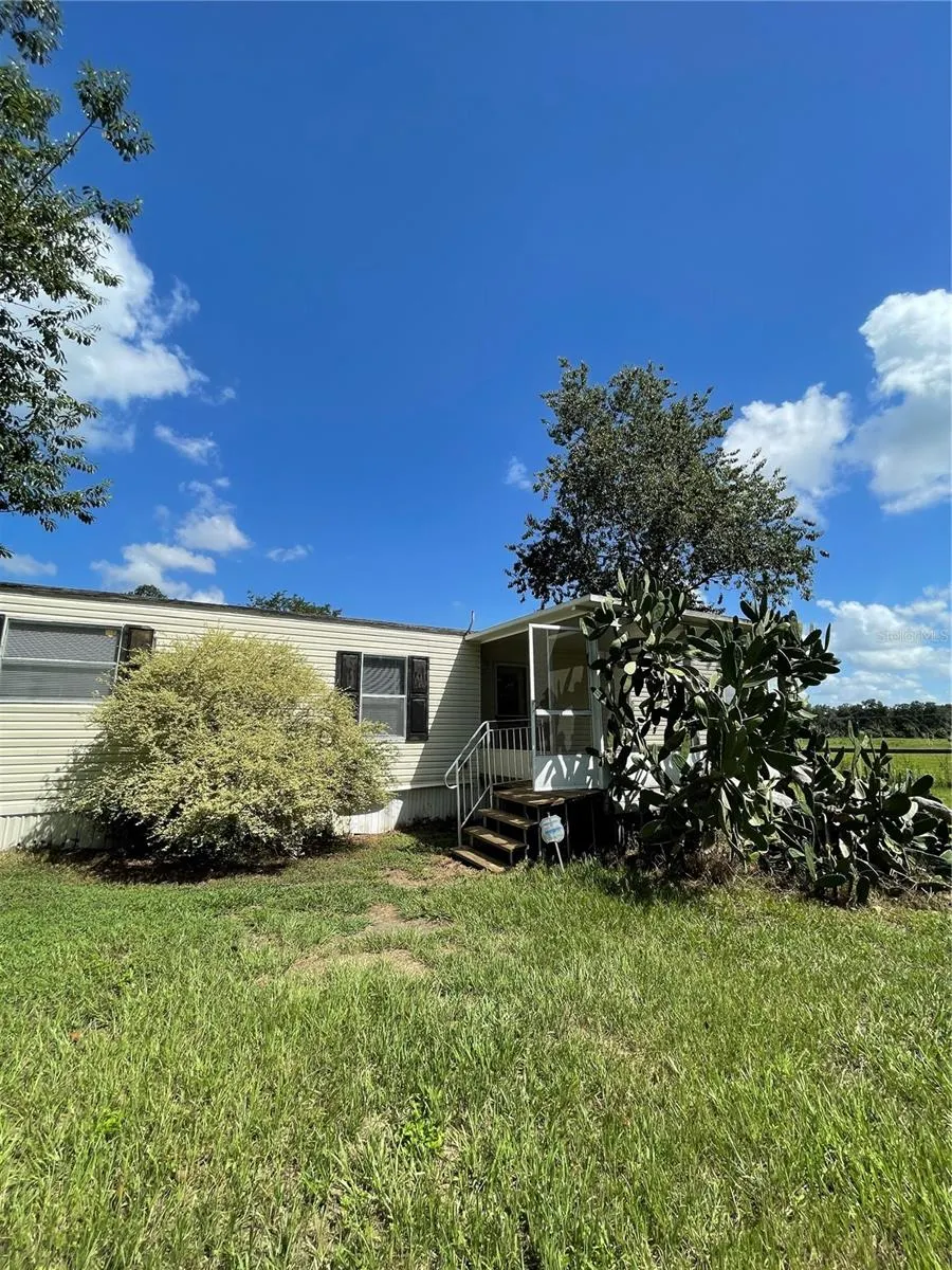 8719 LITHIA PINECREST RD