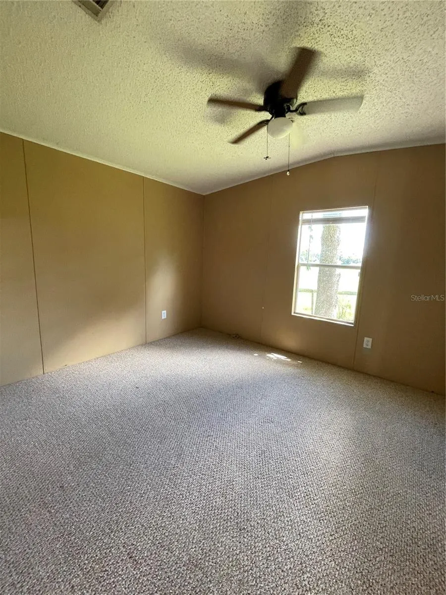 8719 LITHIA PINECREST RD
