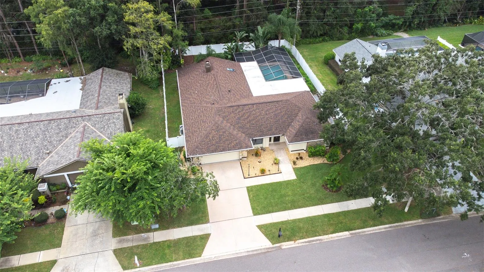 3404 BRIAN RD S