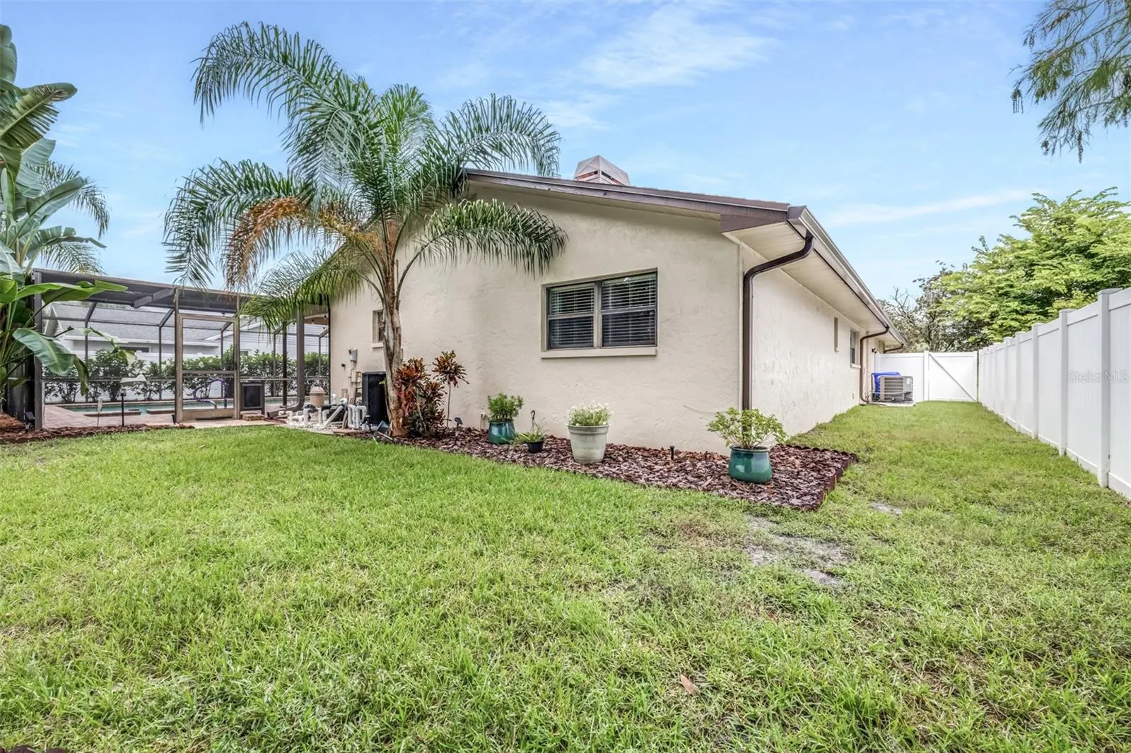 3404 BRIAN RD S