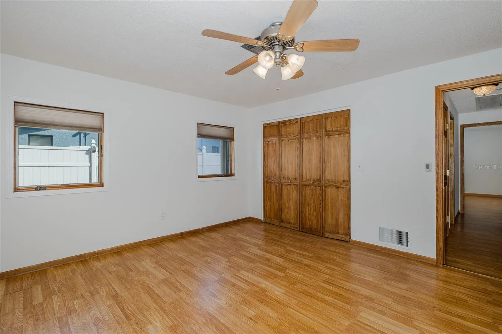2568 REDWOOD WAY