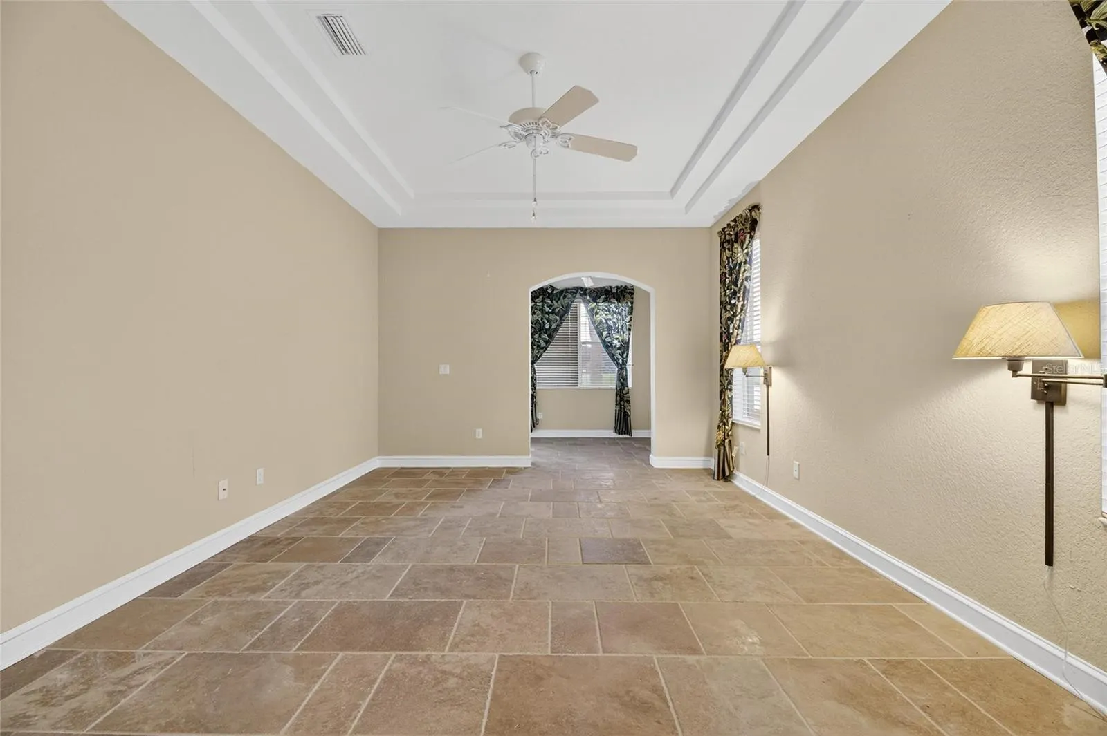 1039 EMERALD DUNES DR