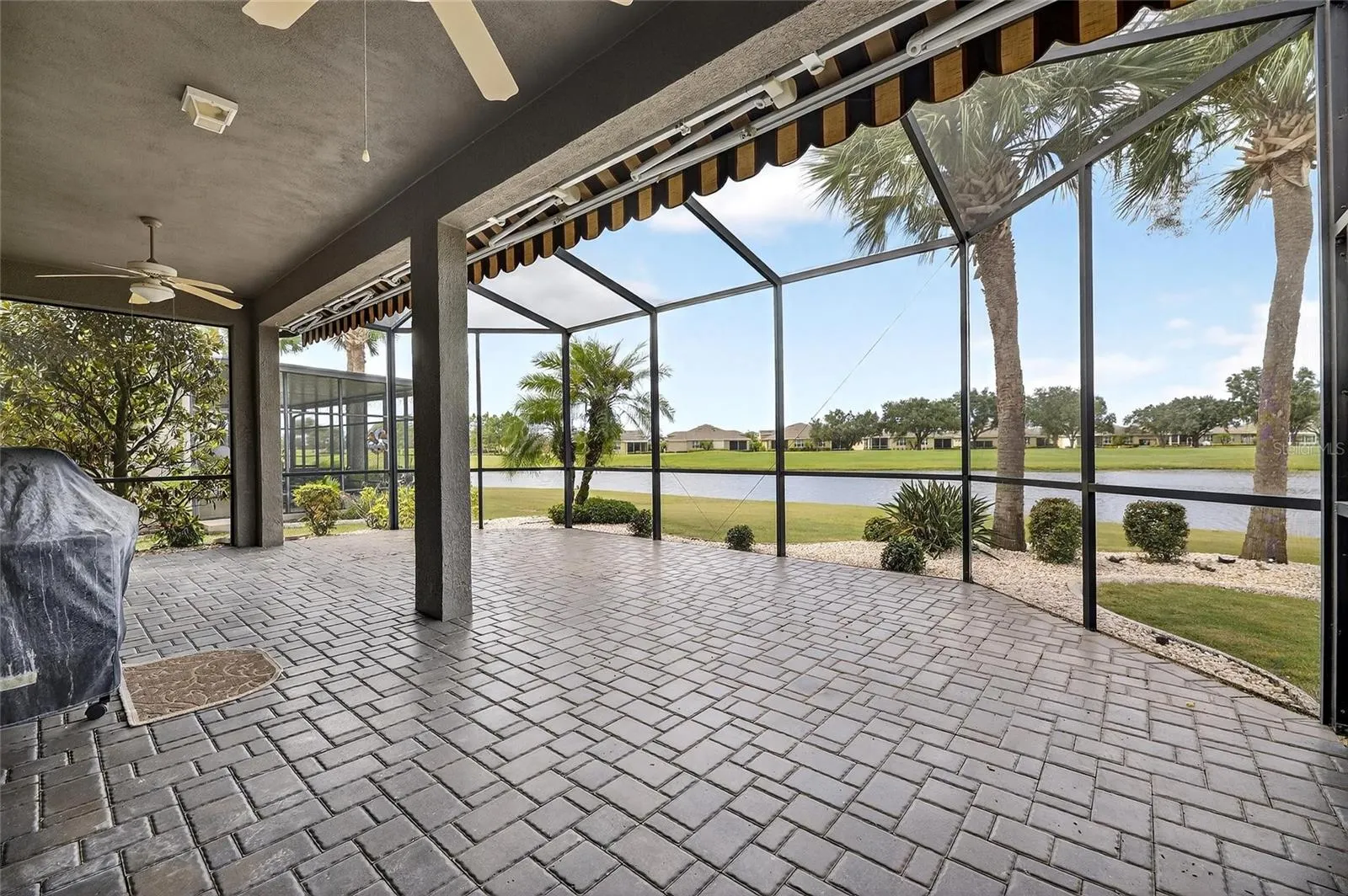 1039 EMERALD DUNES DR