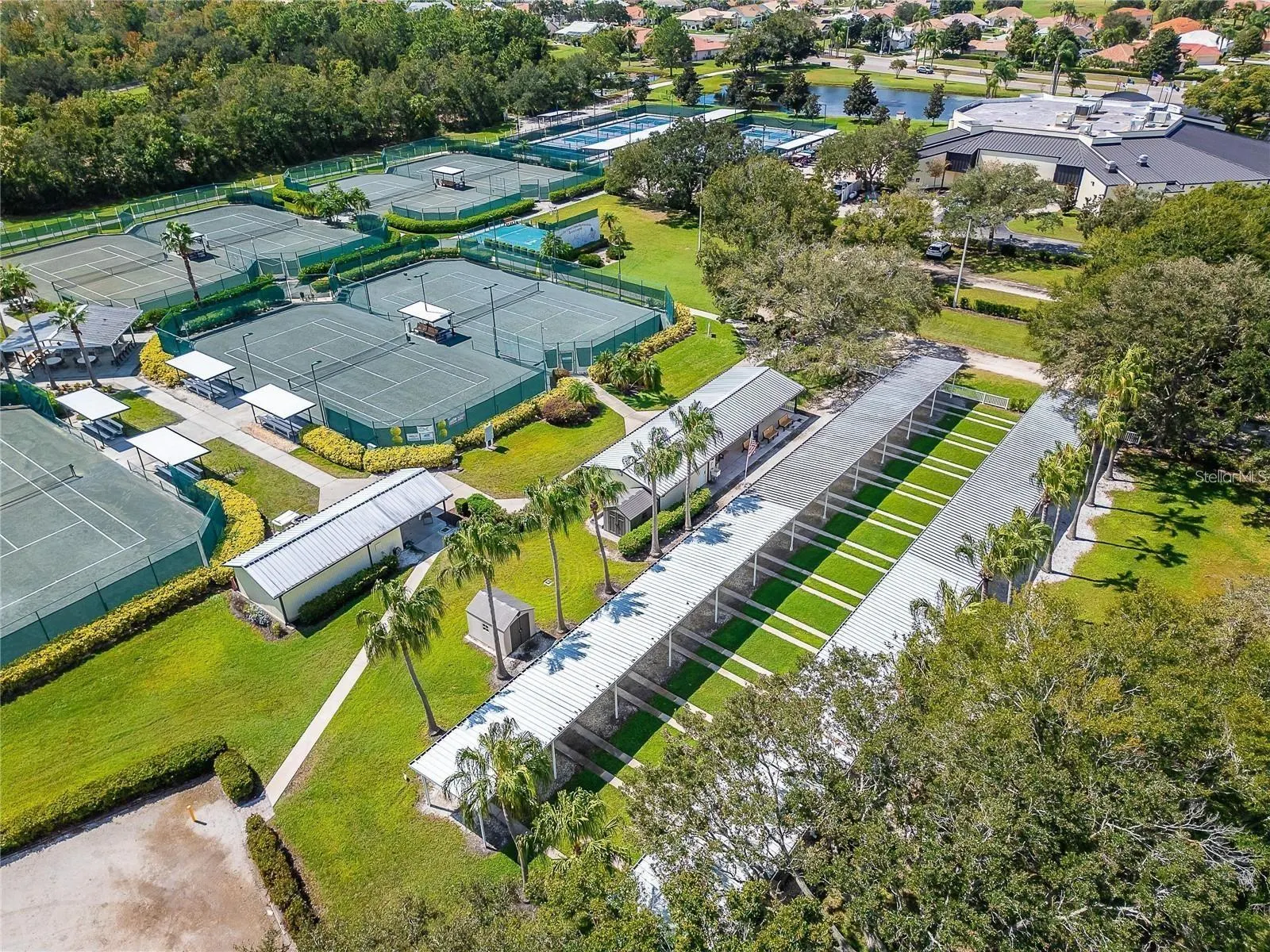 1039 EMERALD DUNES DR