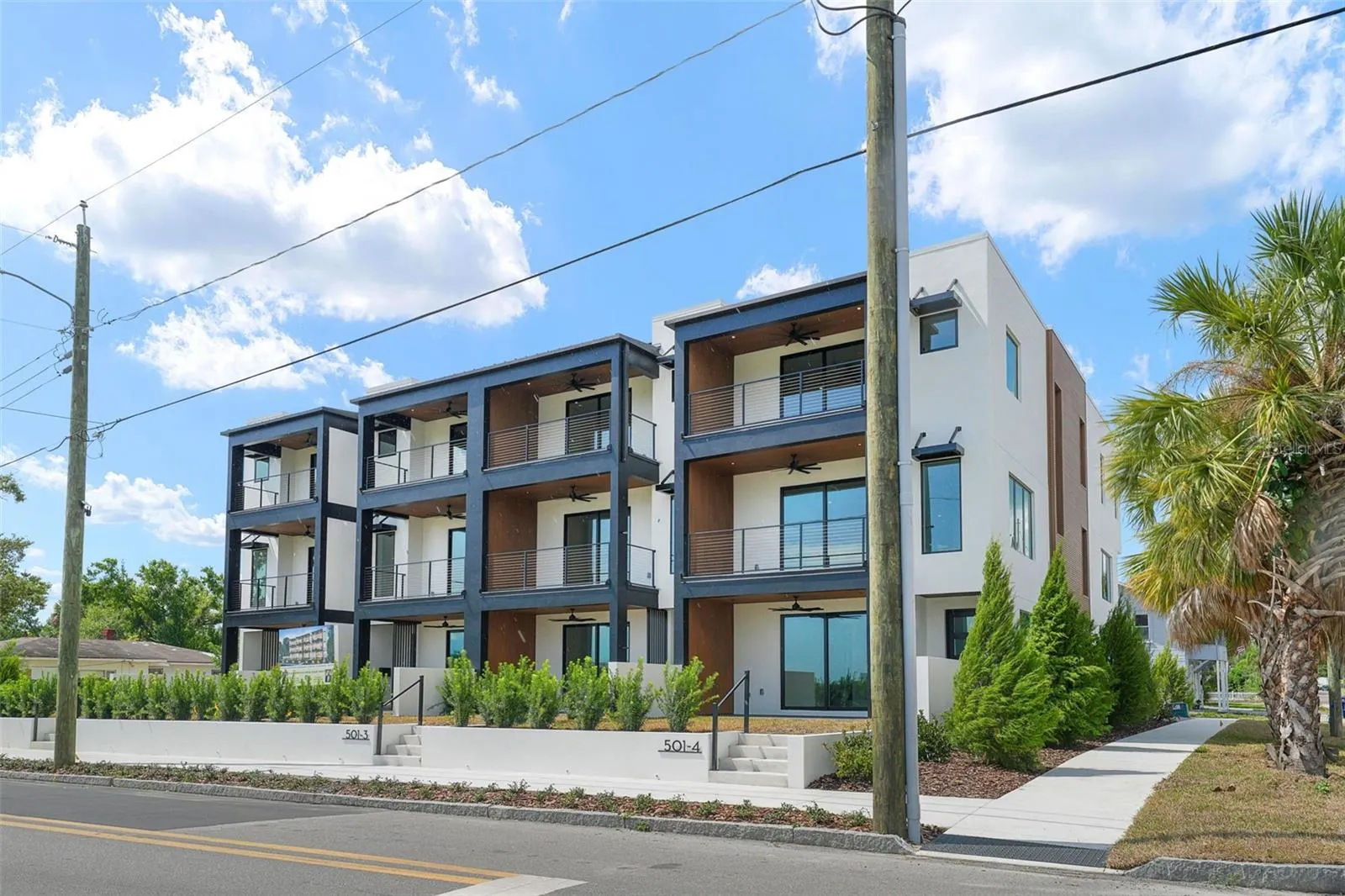 501 W ROSS AVE #3, #3