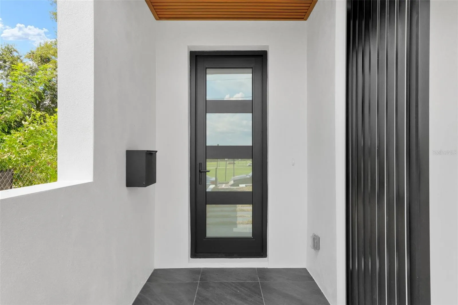 501 W ROSS AVE #3, #3