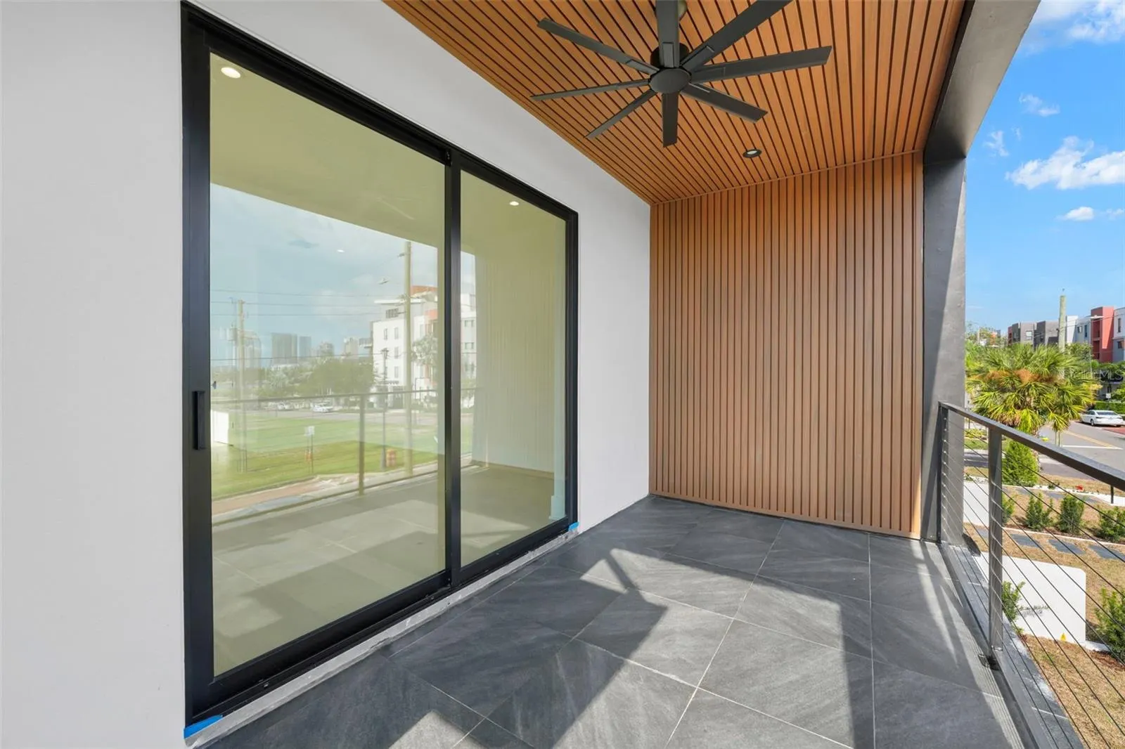 501 W ROSS AVE #3, #3
