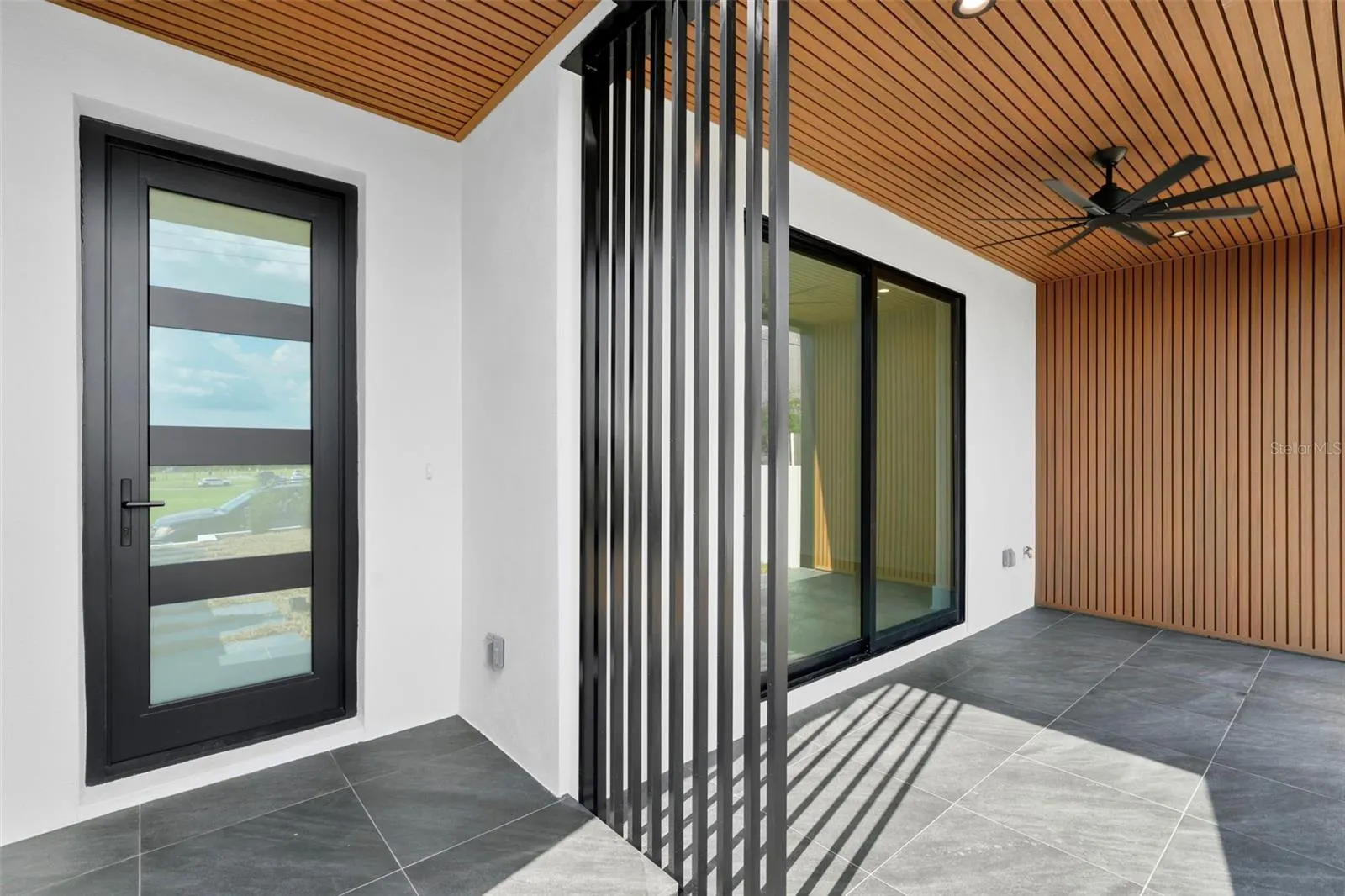 501 W ROSS AVE #3, #3