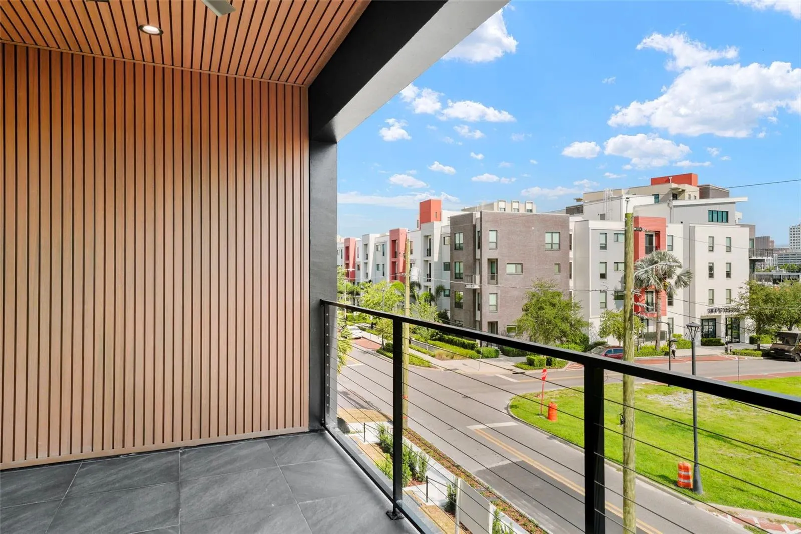 501 W ROSS AVE #3, #3