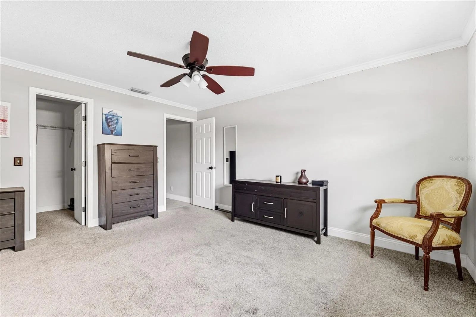 200 COUNTRY CLUB DR #808, #808