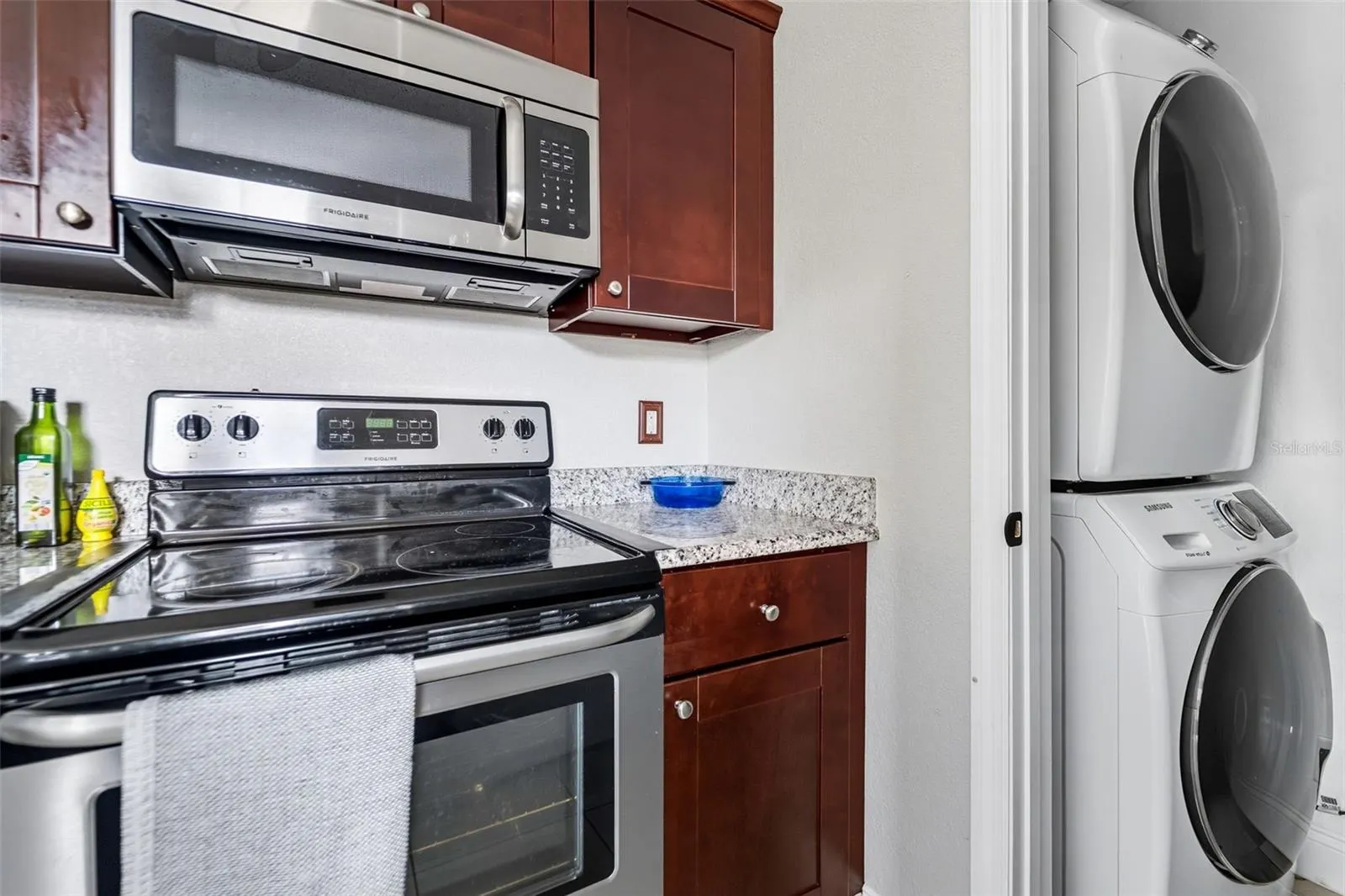 200 COUNTRY CLUB DR #808, #808
