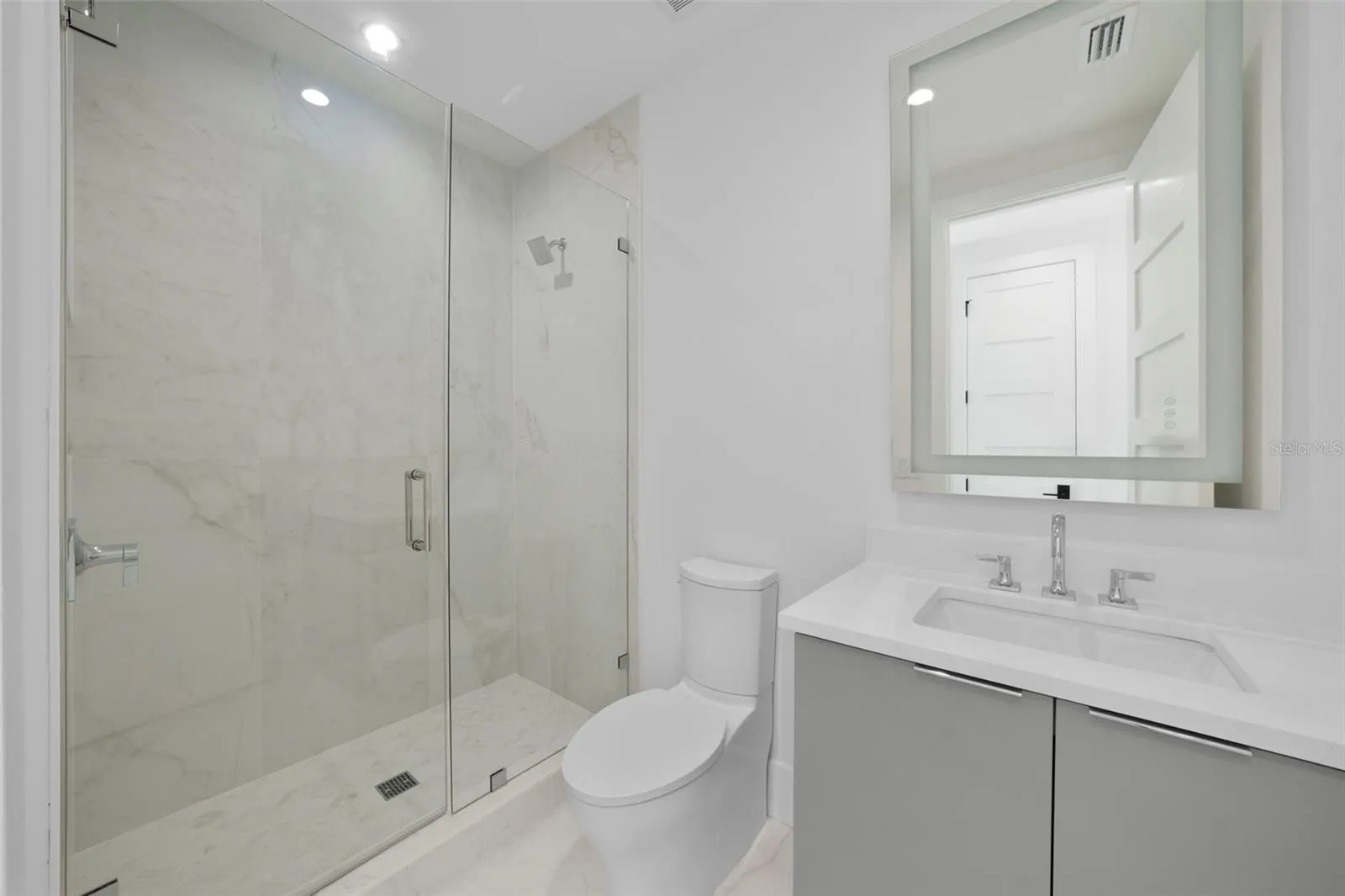 501 W ROSS AVE #4, #4