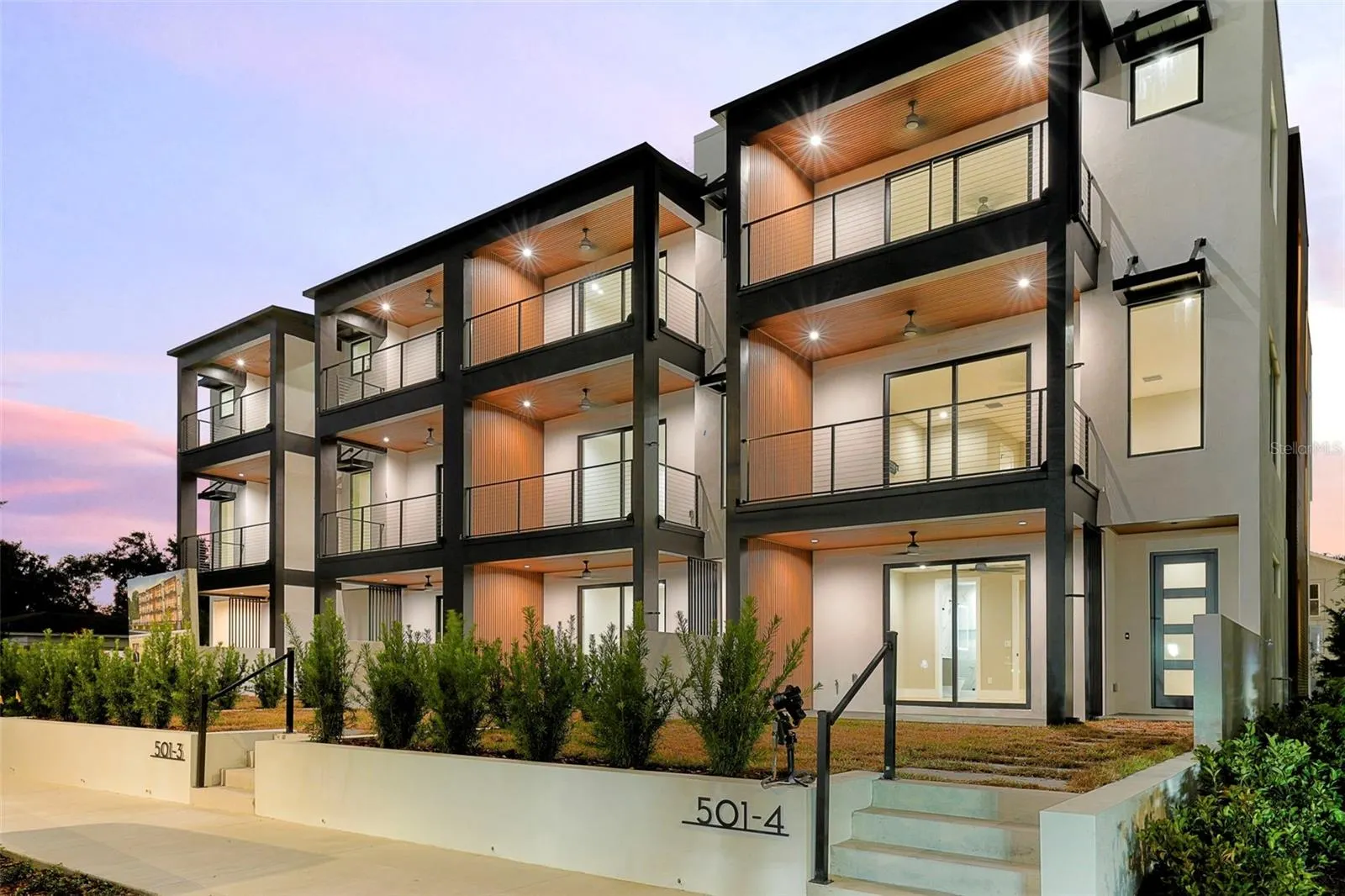 501 W ROSS AVE #4, #4