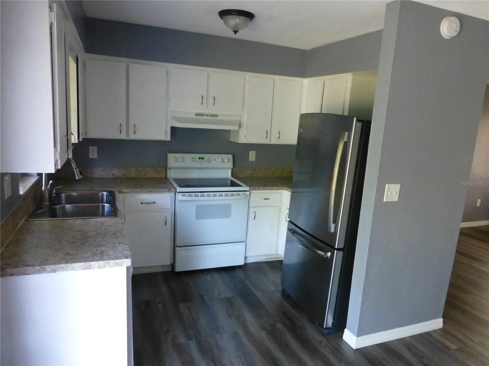 197 HIGHLAND RD #B, #B