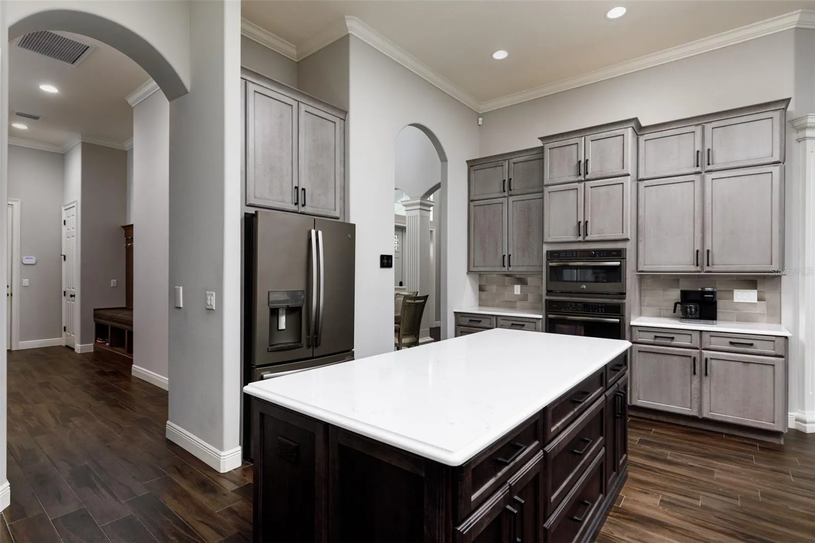 10605 MIDVIEW TERRACE