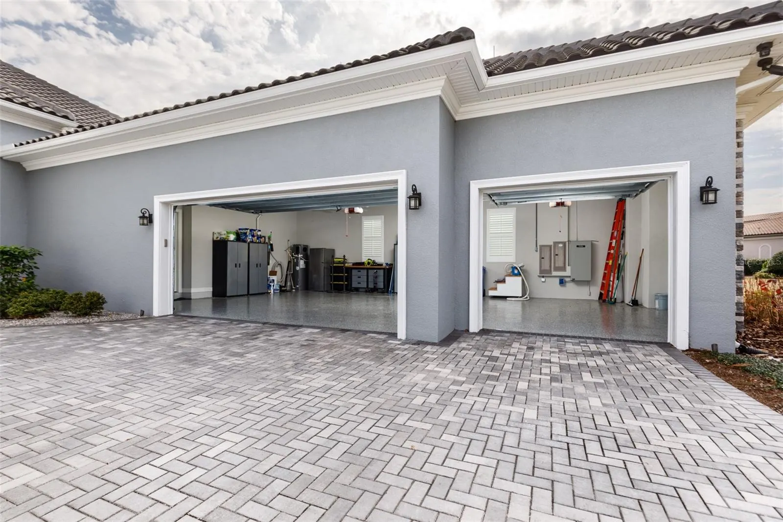 10605 MIDVIEW TERRACE
