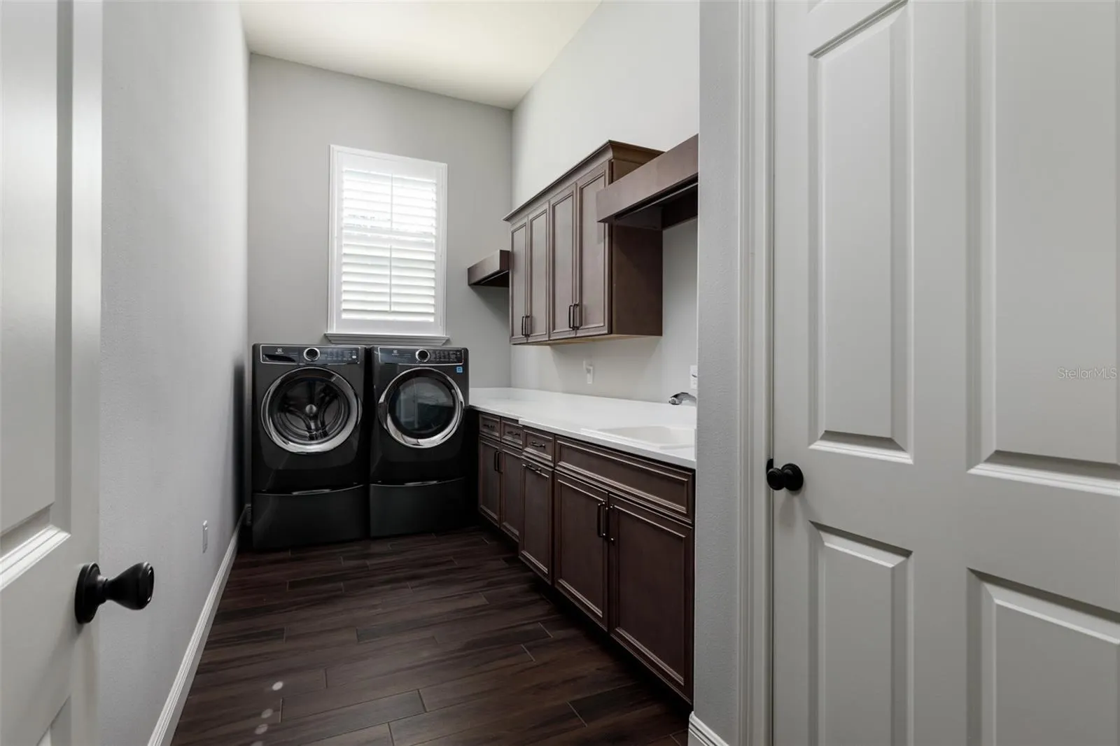 10605 MIDVIEW TERRACE