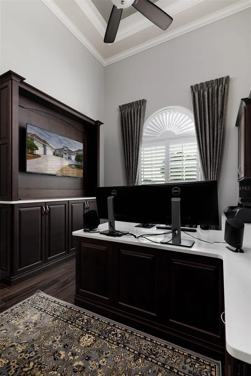10605 MIDVIEW TERRACE