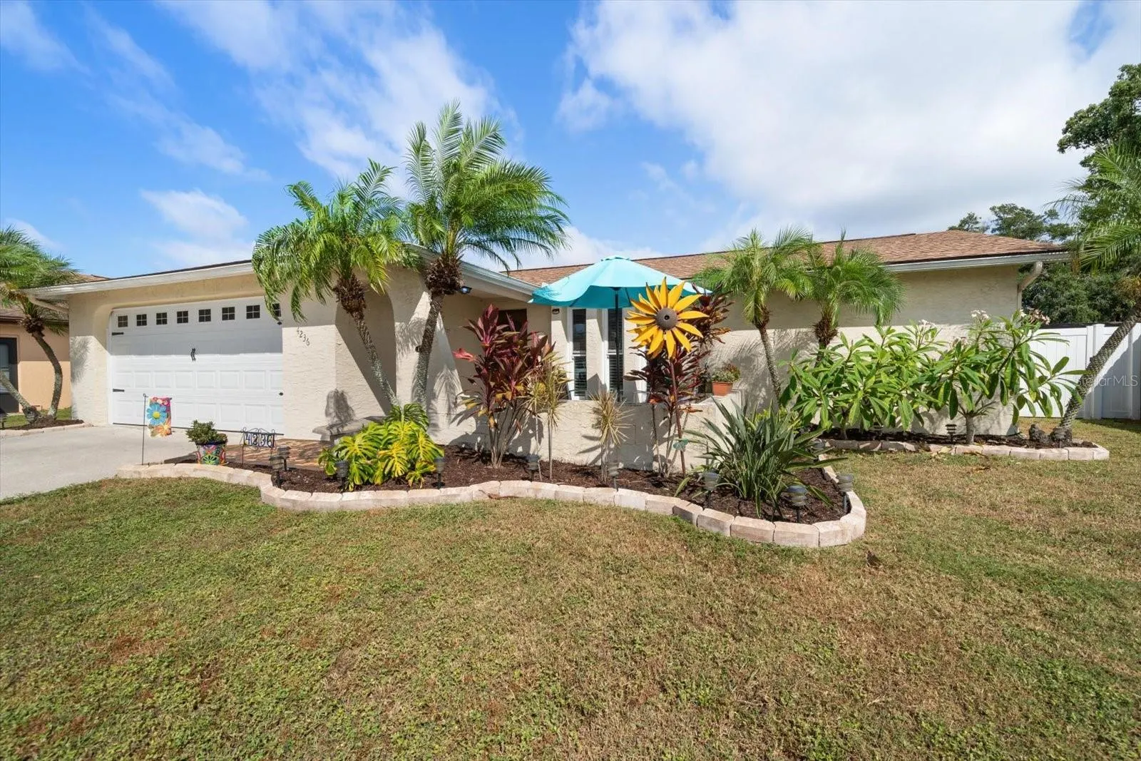 4236 RIVERWOOD DR