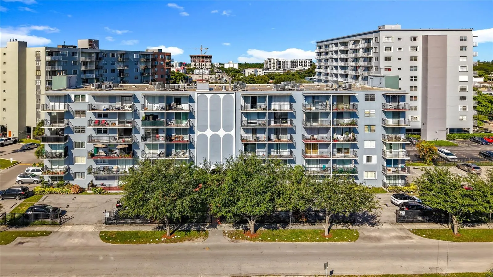 12500 NE 15TH AVE #105, #105