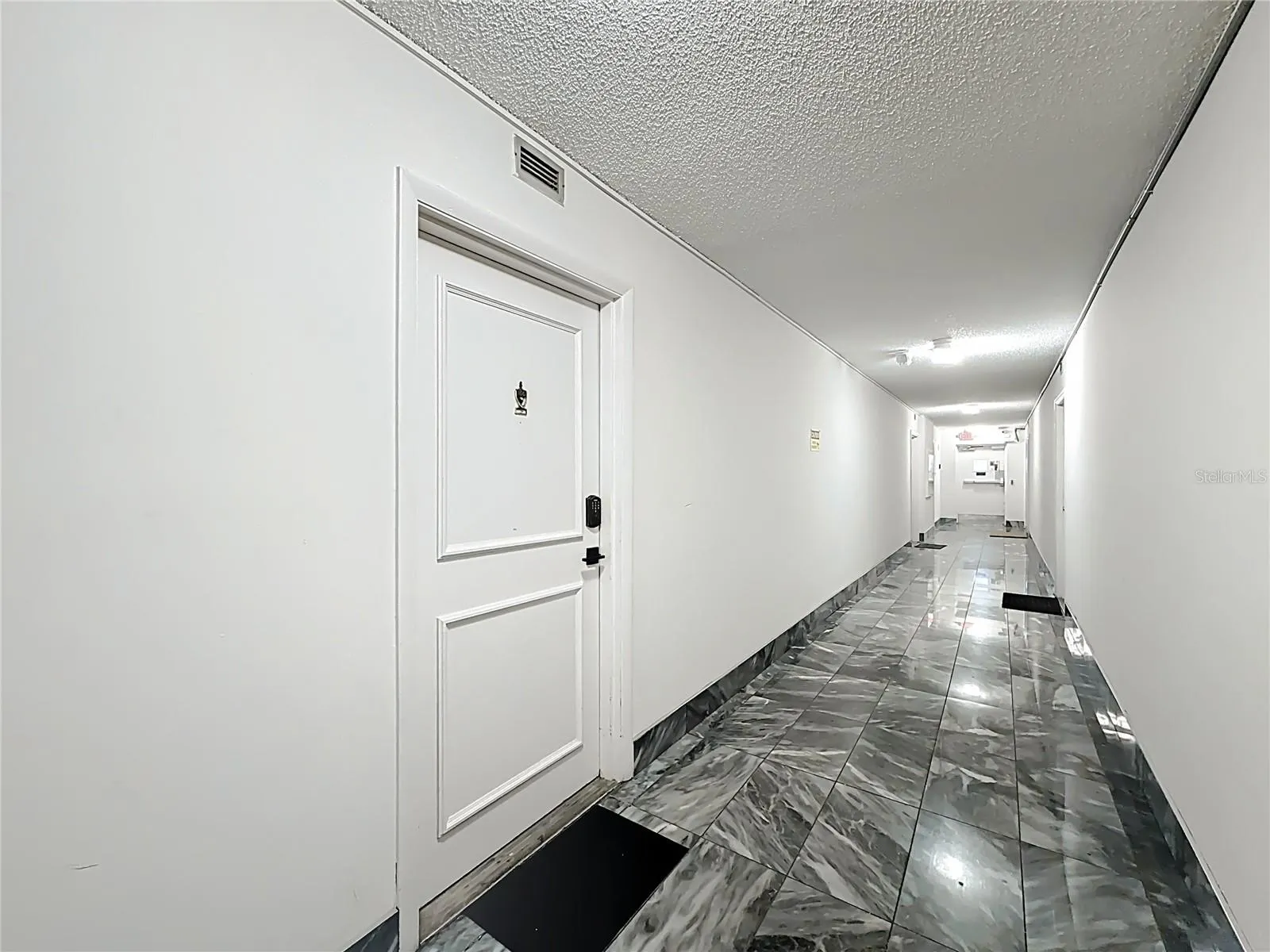 12500 NE 15TH AVE #105, #105