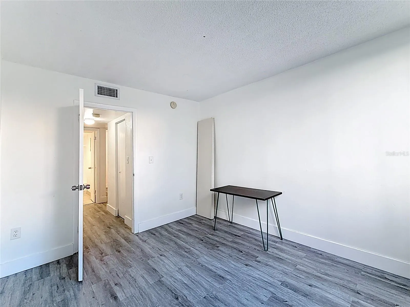 12500 NE 15TH AVE #105, #105