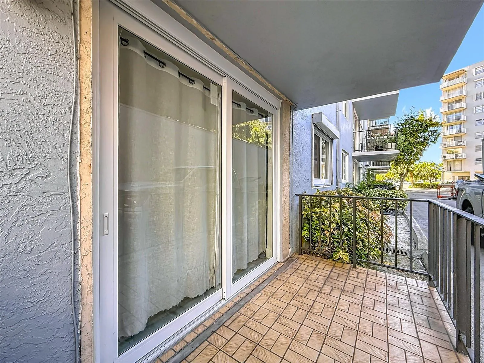 12500 NE 15TH AVE #105, #105