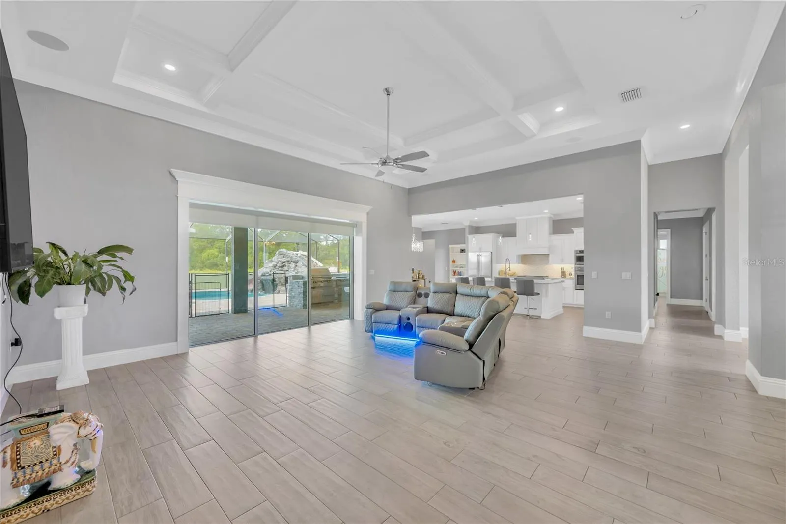 2850 SADDLE RIDGE LN