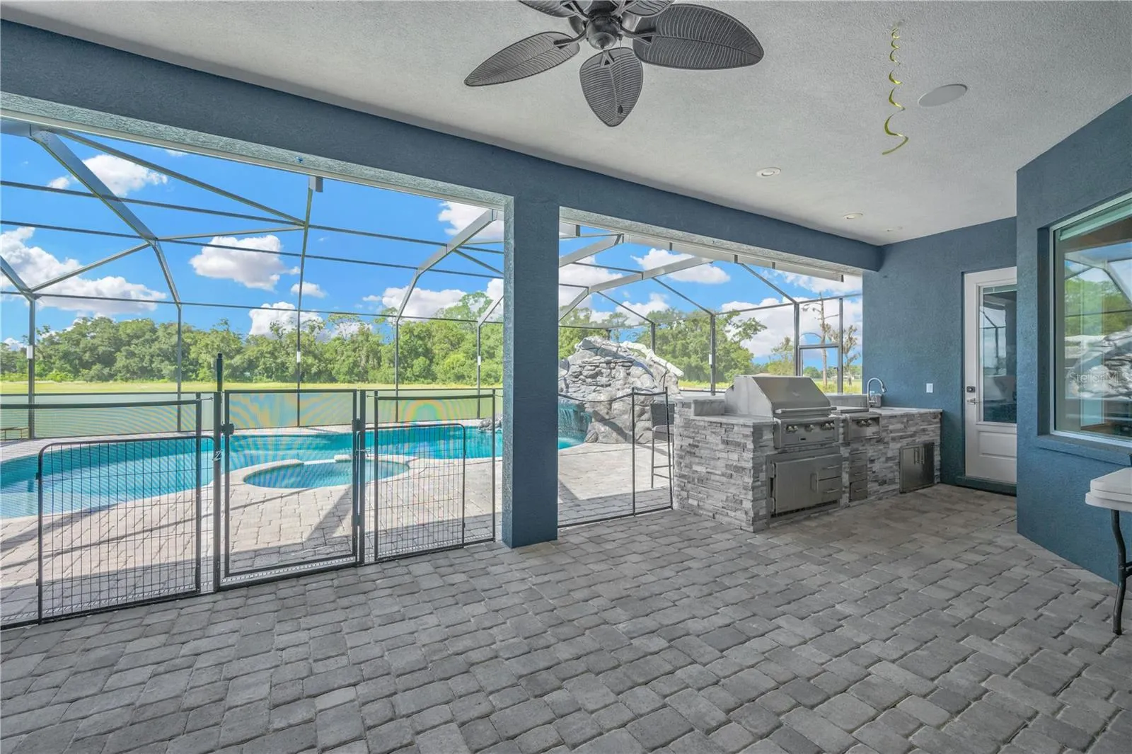 2850 SADDLE RIDGE LN