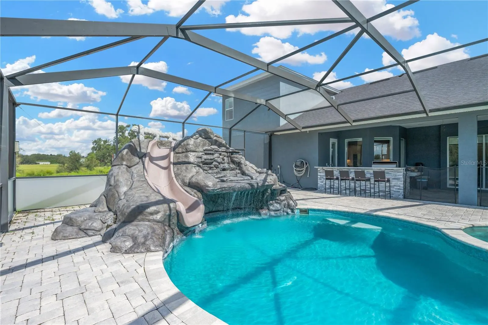 2850 SADDLE RIDGE LN